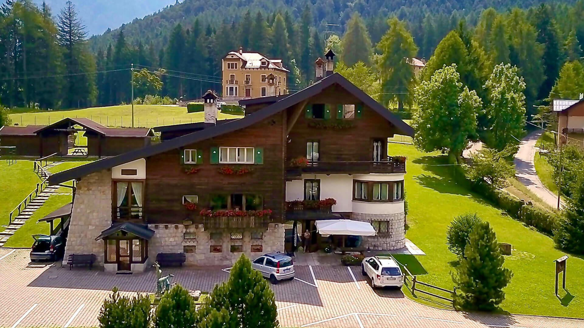 lodge_base